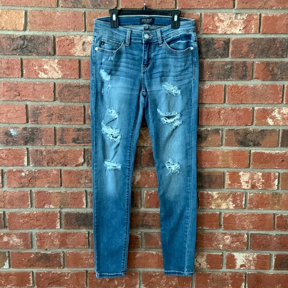 Judy Blue Skinny Fit Distressed Blue Jeans - Picture 1 of 6